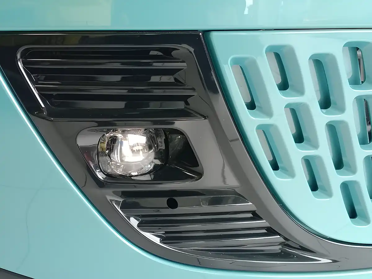 Used 2026 Fiat 600 Blue - Interior and Exterior details 8