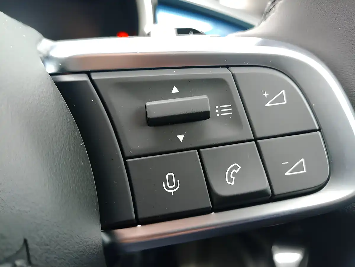 Used 2026 Fiat 600 Green - Interior and Exterior details 10