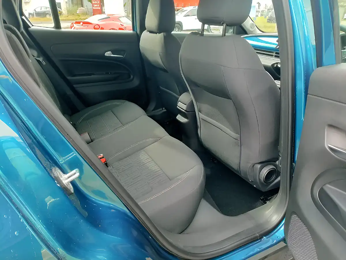 Used 2026 Fiat 600 Green - Interior and Exterior details 15