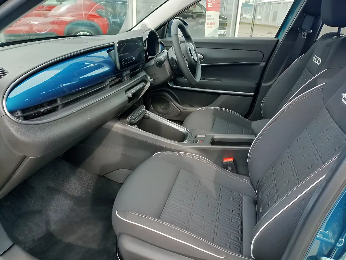 Used 2026 Fiat 600 Green - Interior and Exterior details 16