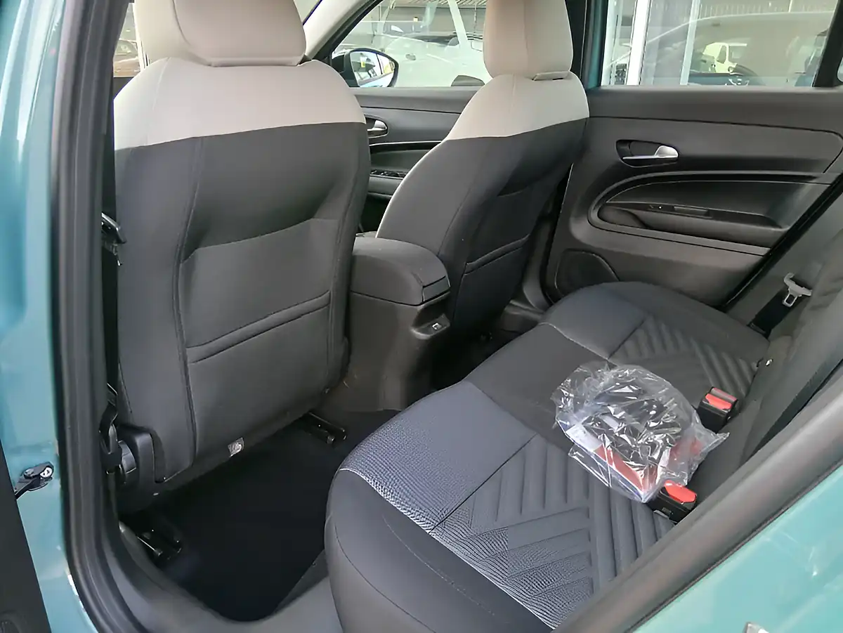 Used 2026 Fiat 600 Icon Sky Blue - Interior and Exterior details 10