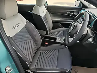 Used 2026 Fiat 600 Icon Sky Blue - Interior and Exterior details 16