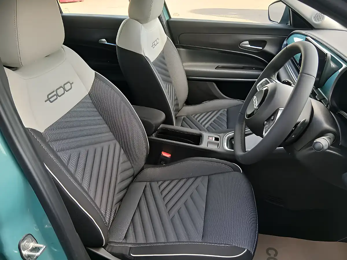 Used 2026 Fiat 600 Icon Sky Blue - Interior and Exterior details 16