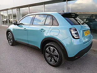 Used 2026 Fiat 600 Icon Sky Blue - Interior and Exterior details 4