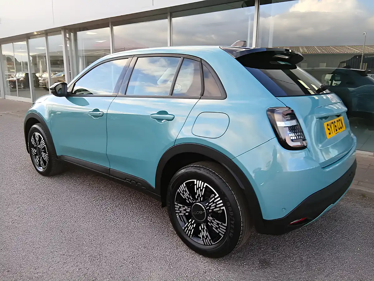 Used 2026 Fiat 600 Icon Sky Blue - Interior and Exterior details 4