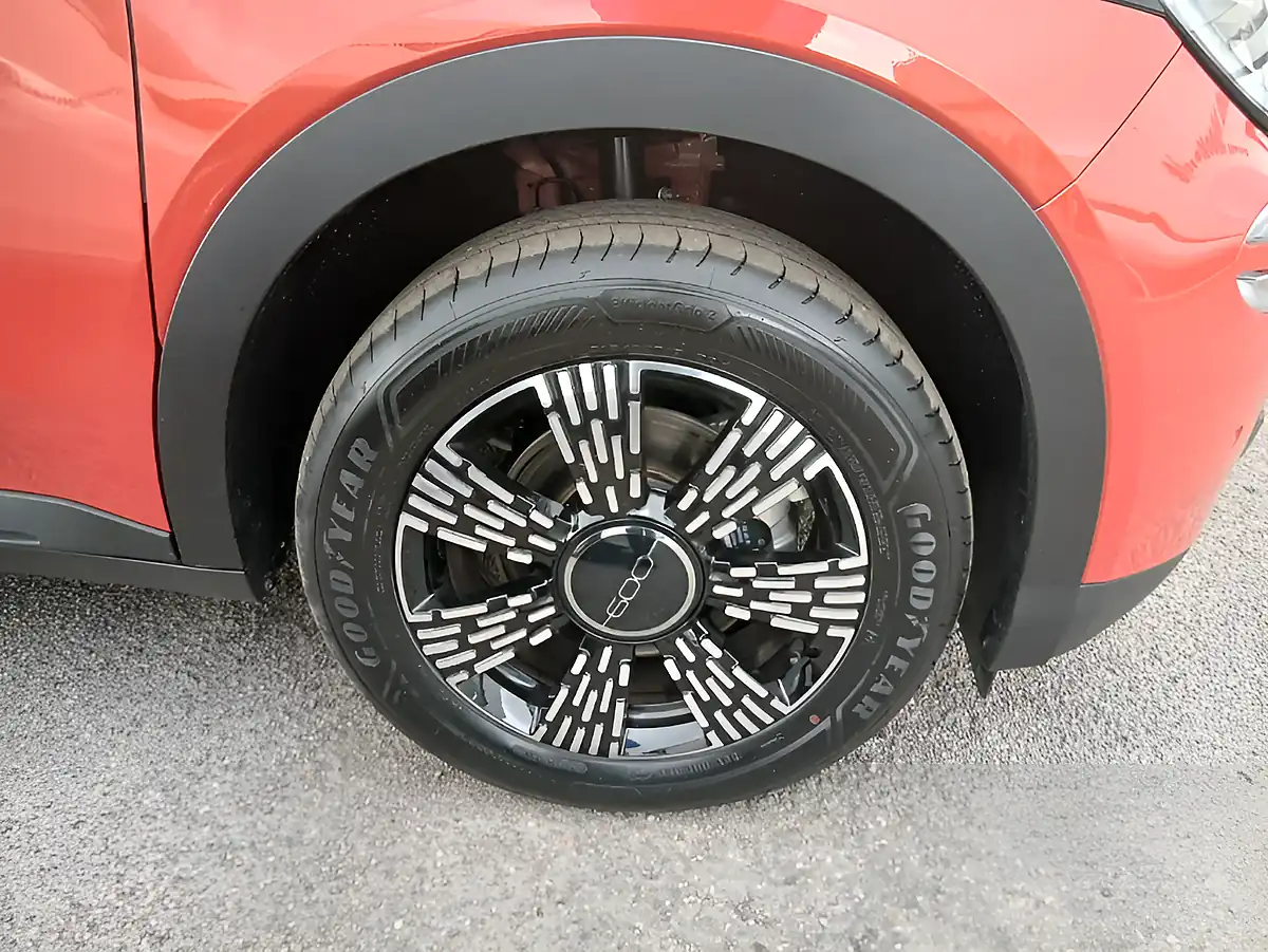 Used 2026 Fiat 600 Icon Sunset Orange - Interior and Exterior details 6