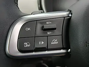 Used 2026 Fiat 600 Icon White - Interior and Exterior details 11