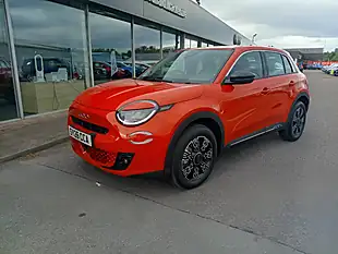 Used 2026 Fiat 600 Sunset Orange - Interior and Exterior details 4