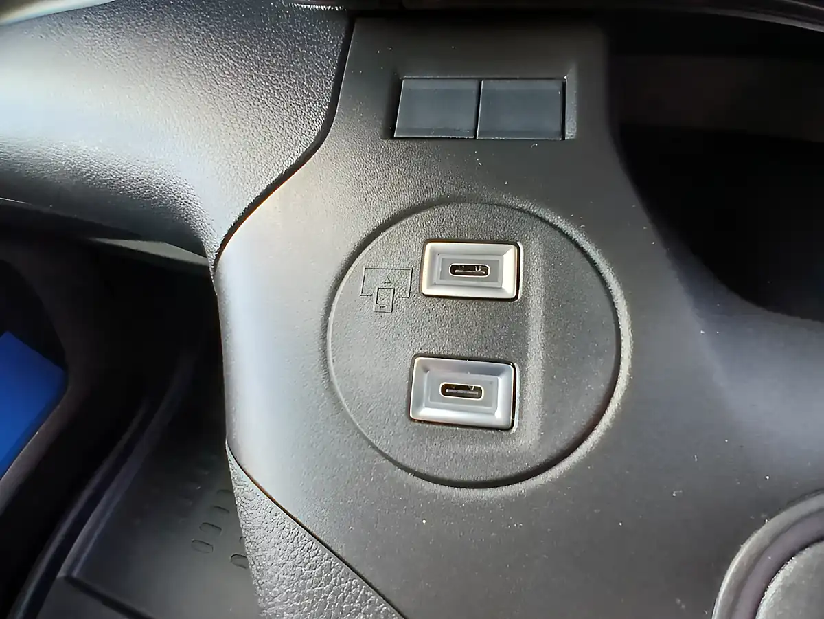 Used 2026 Fiat Doblo Primo L1 Swb Blue - Interior and Exterior details 14