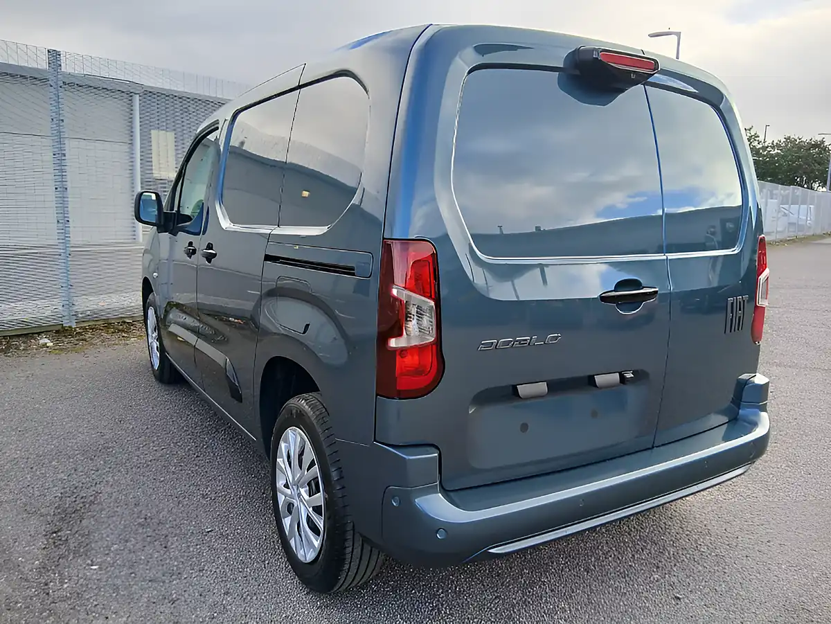 Used 2026 Fiat Doblo Primo L1 Swb Blue - Interior and Exterior details 4