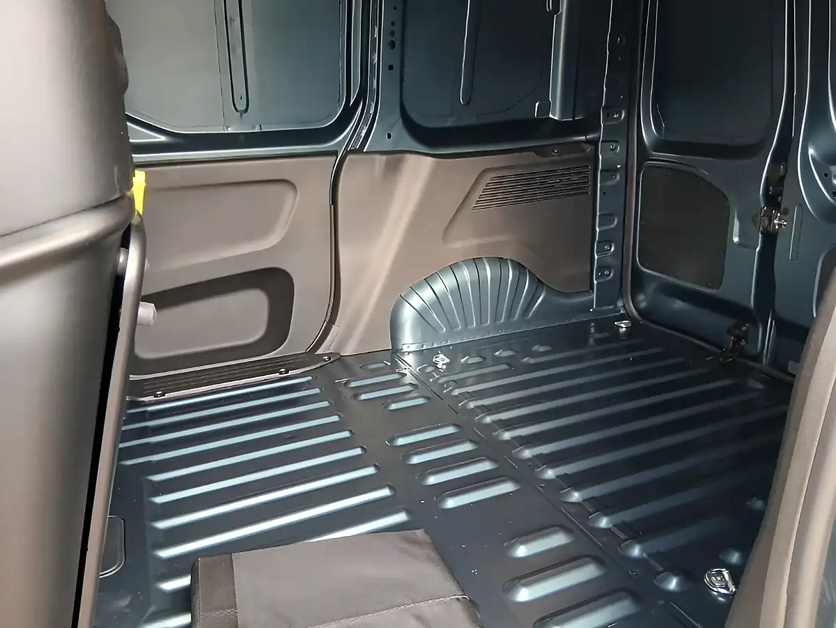 Used 2026 Fiat Doblo Primo L1 Swb Blue - Interior and Exterior details 8
