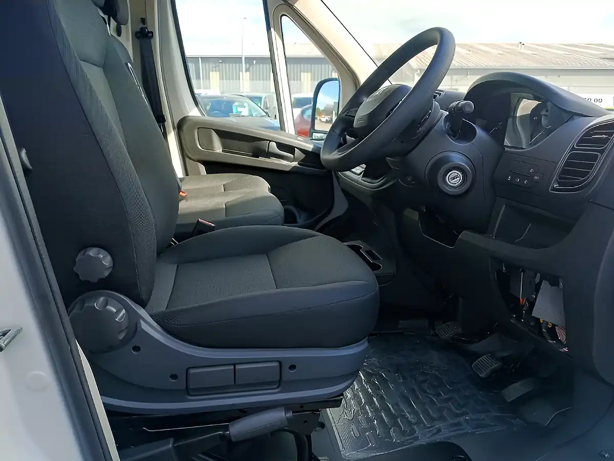 Used 2026 Fiat Ducato Mwb L2 H1 White - Interior and Exterior details 14