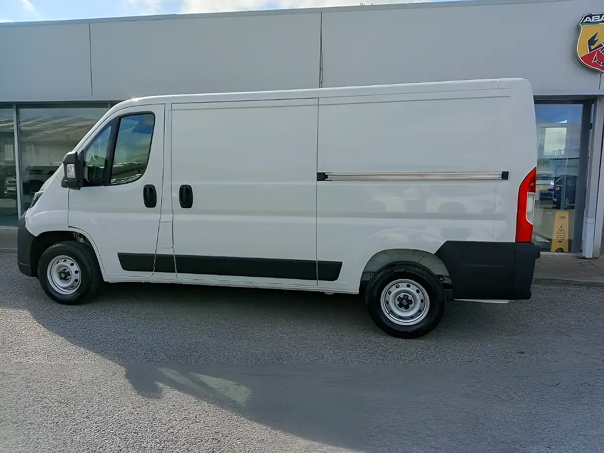 Used 2026 Fiat Ducato Mwb L2 H1 White - Interior and Exterior details 5