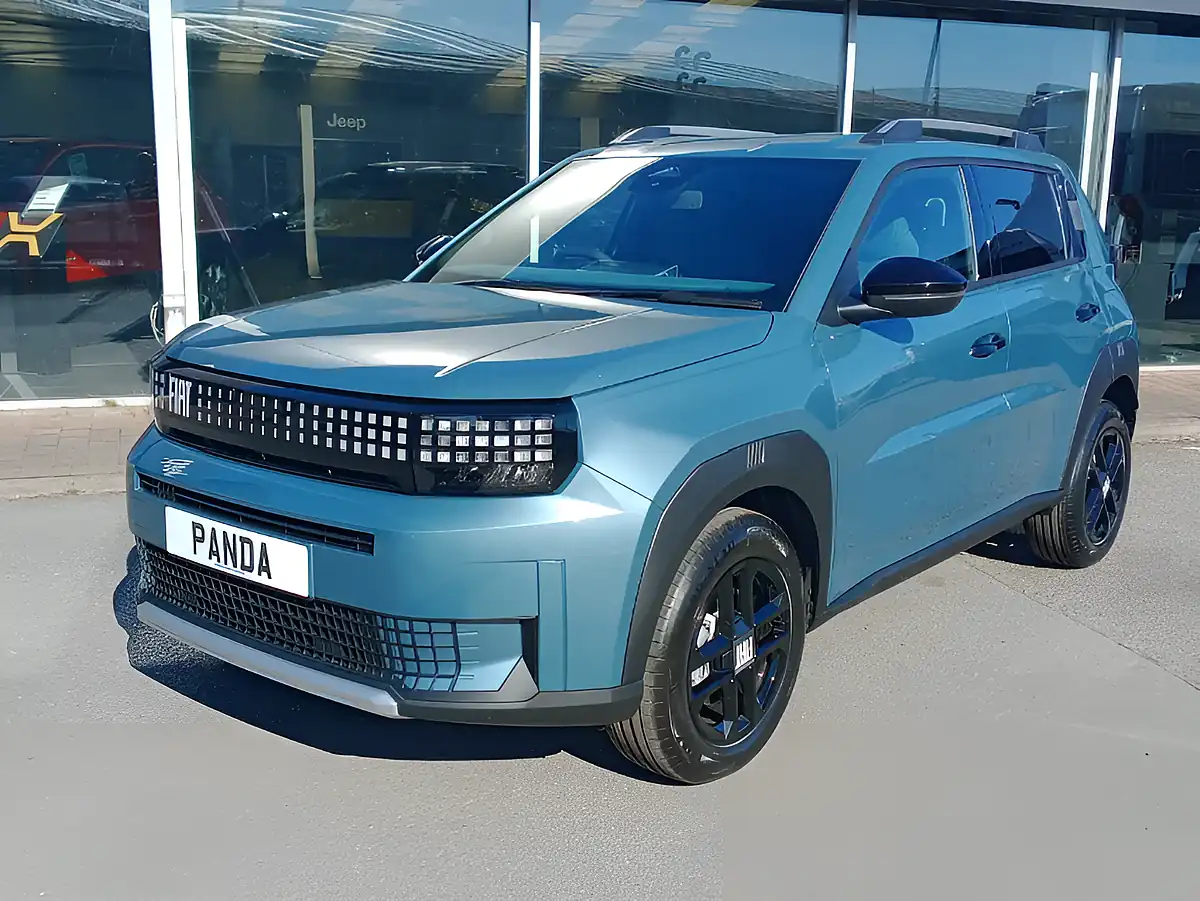 Used 2026 Fiat Grand Panda Icon Blue - Front View