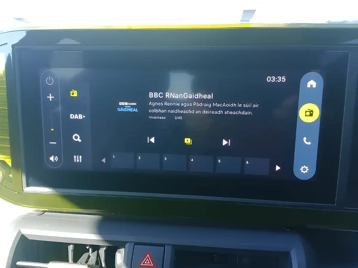 Used 2026 Fiat Grand Panda Icon Blue - Interior and Exterior details 10