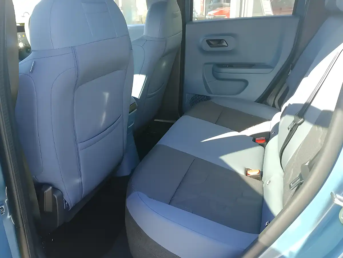 Used 2026 Fiat Grand Panda Icon Blue - Interior and Exterior details 15