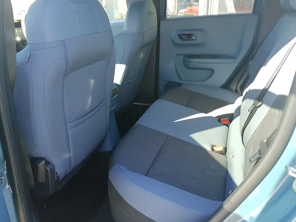 Used 2026 Fiat Grand Panda Icon Blue - Interior and Exterior details 15