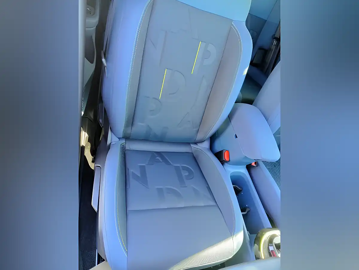 Used 2026 Fiat Grand Panda Icon Blue - Interior and Exterior details 9