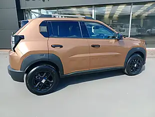 Used 2026 Fiat Grand Panda Icon Bronze - Interior and Exterior details 7