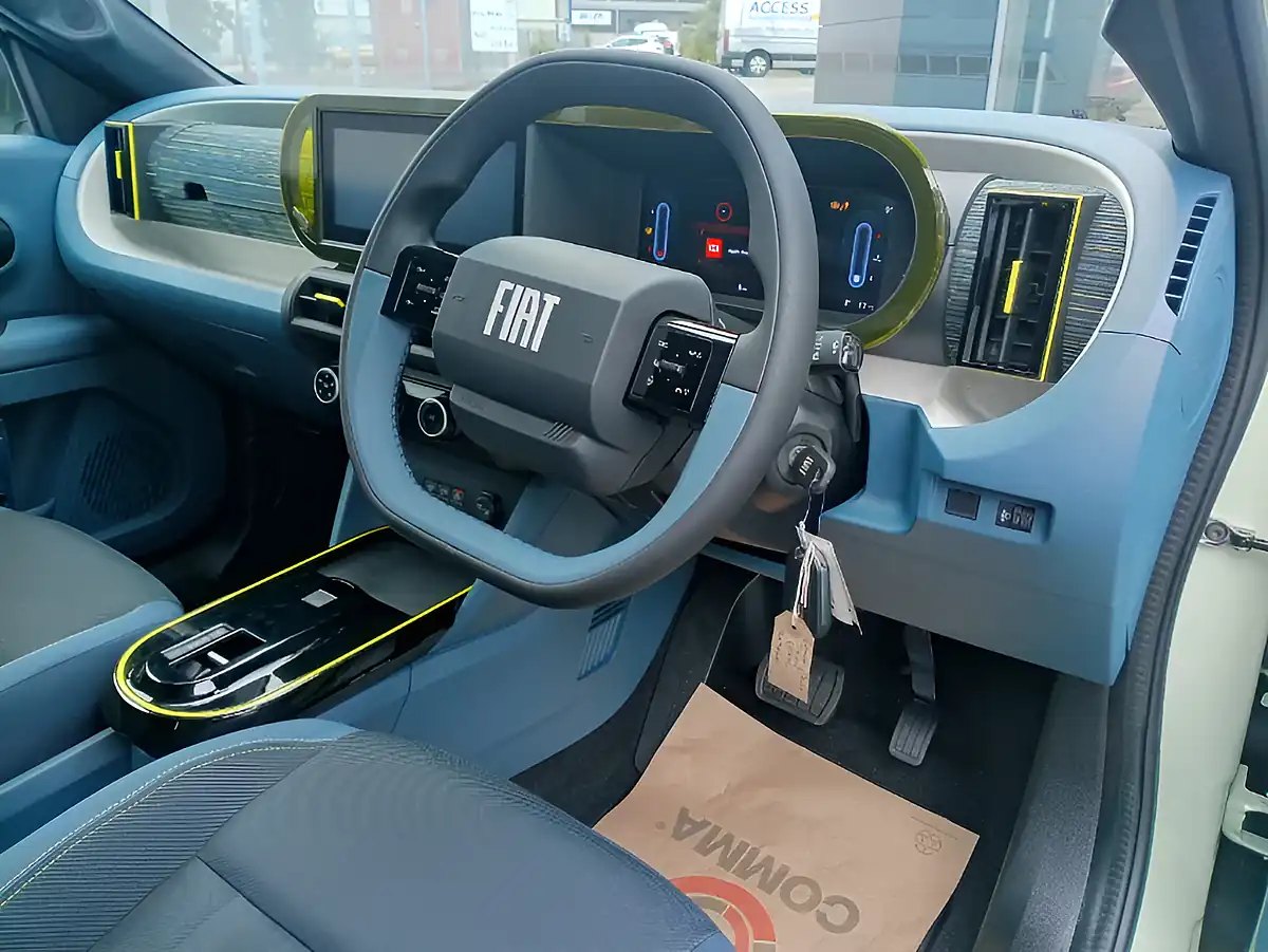 Used 2026 Fiat Grand Panda Icon Green - Interior and Exterior details 18