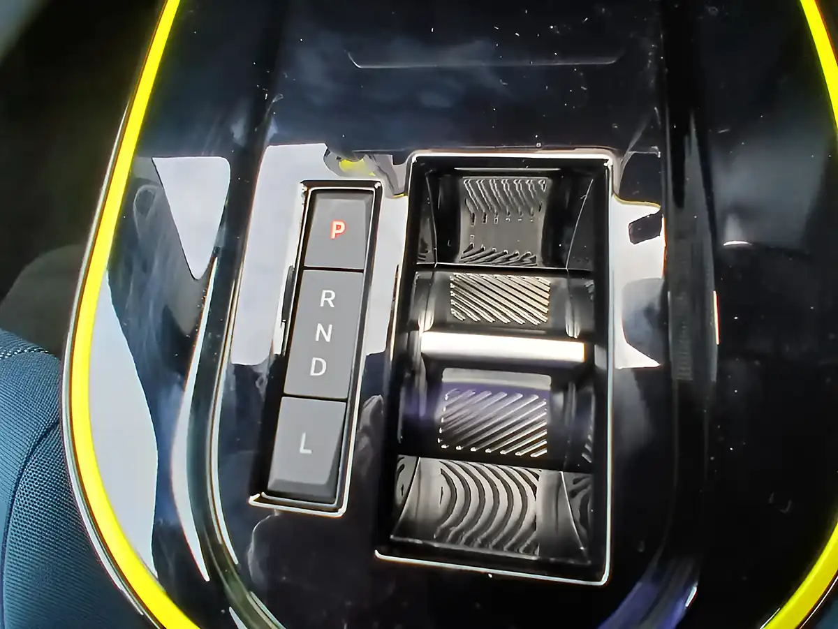 Used 2026 Fiat Grand Panda La Prima Yellow - Interior and Exterior details 15