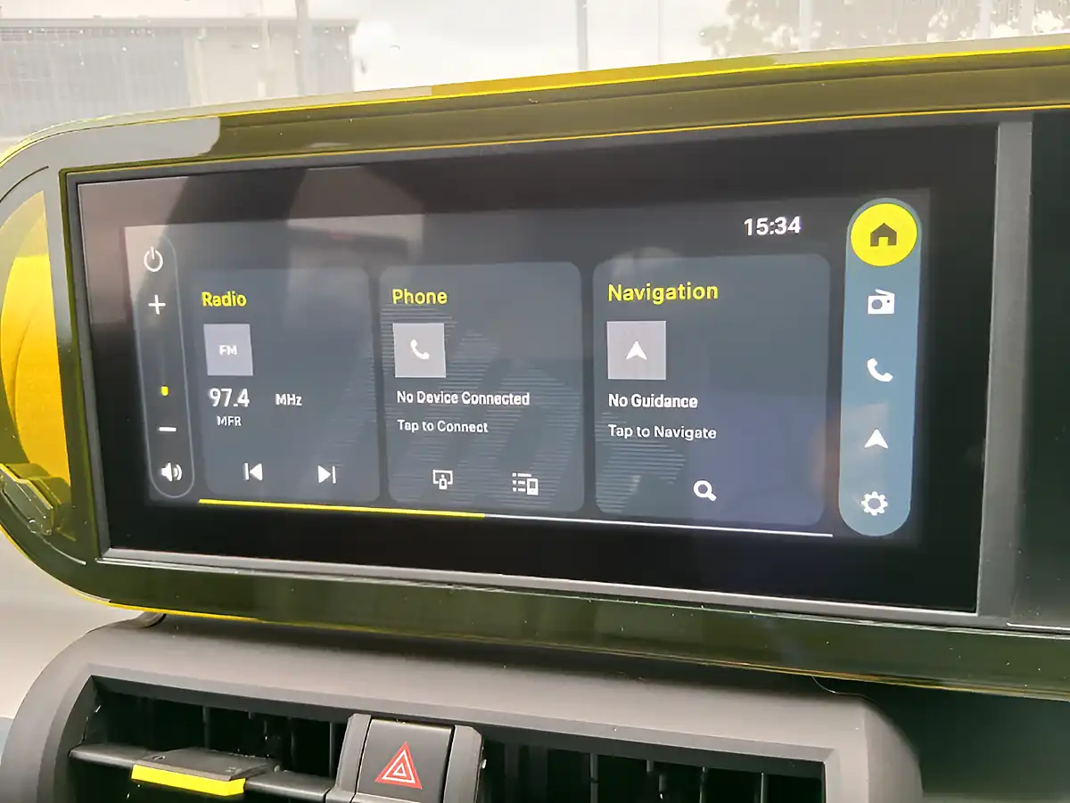 Used 2026 Fiat Grand Panda La Prima Yellow - Interior and Exterior details 18