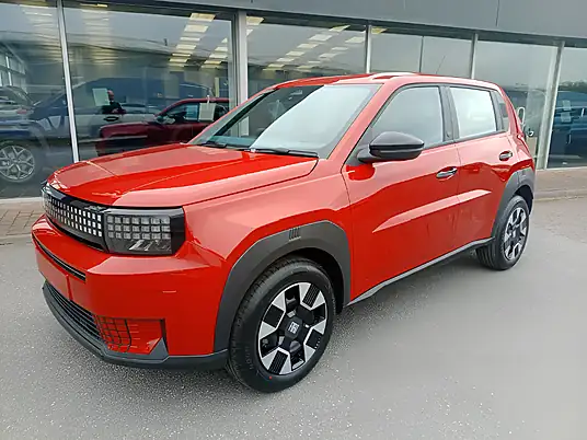 2026 Fiat Grand Panda Pop Hybrid 100 hp