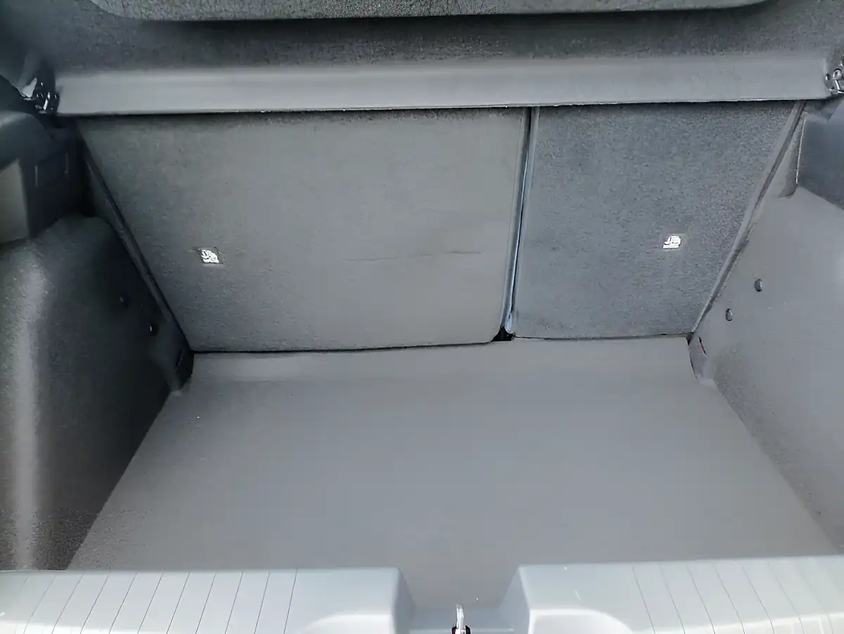 Used 2026 Fiat Grand Panda Pop Red - Interior and Exterior details 8