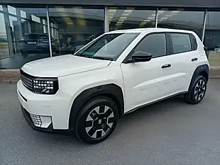 Used 2026 Fiat Grand Panda Pop White - Interior and Exterior details 4