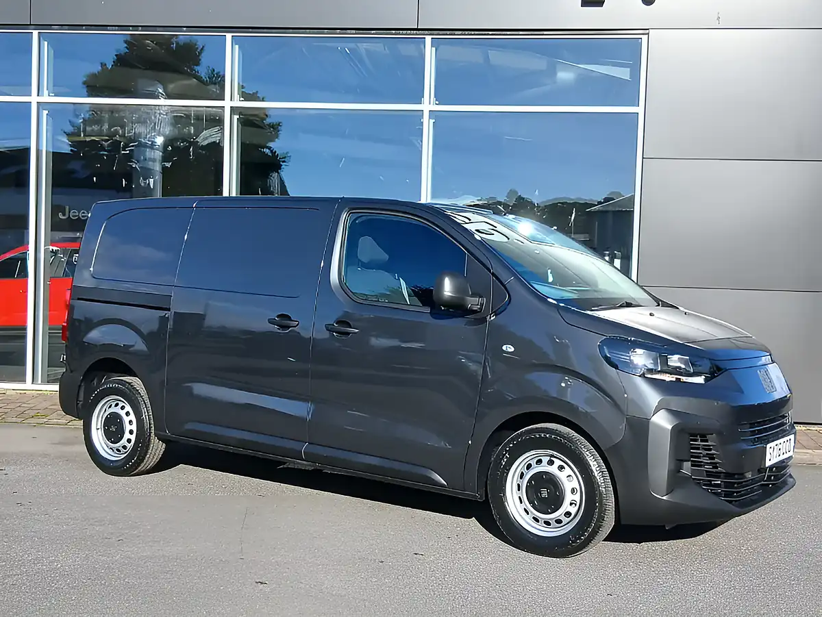 Used 2026 Fiat Scudo Grey - Interior and Exterior details 6