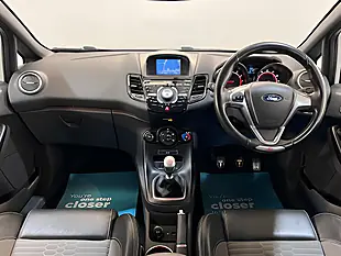 Used 2026 Ford Fiesta ST-2 White - Interior and Exterior details 11