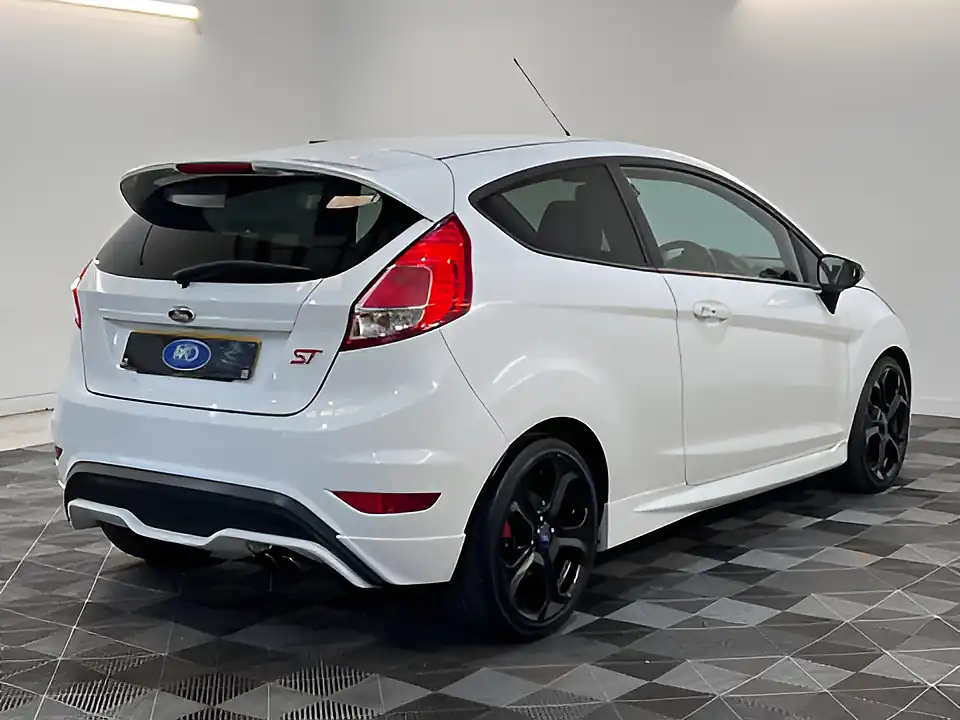 Used 2026 Ford Fiesta ST-2 White - Interior and Exterior details 3