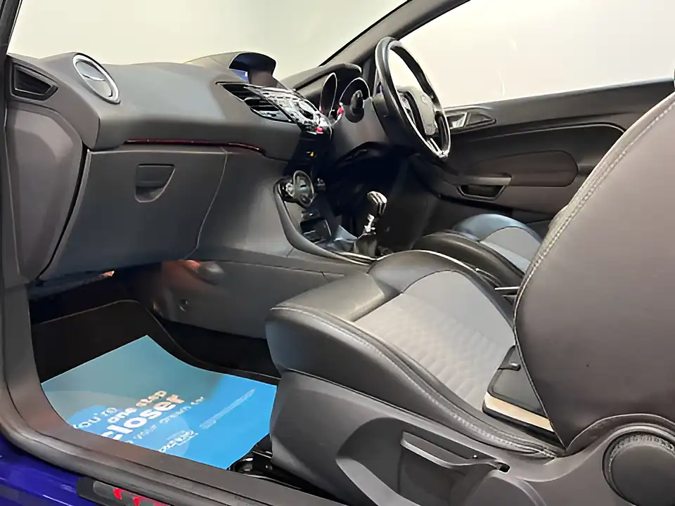 Used 2026 Ford Fiesta ST-3 Blue - Interior and Exterior details 14