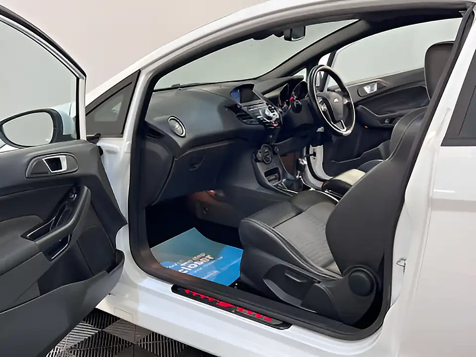 Used 2026 Ford Fiesta ST-3 White - Interior and Exterior details 10
