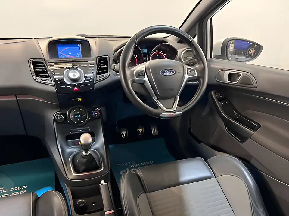 Used 2026 Ford Fiesta ST-3 White - Interior and Exterior details 11
