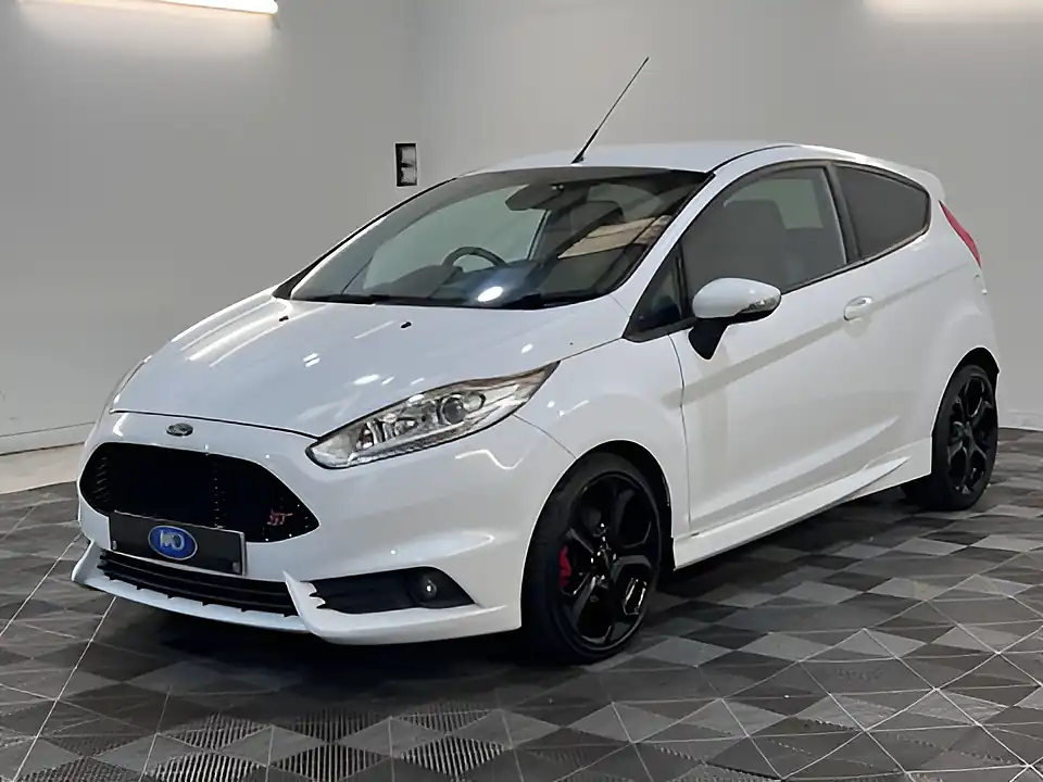 Used 2026 Ford Fiesta ST-3 White - Interior and Exterior details 9