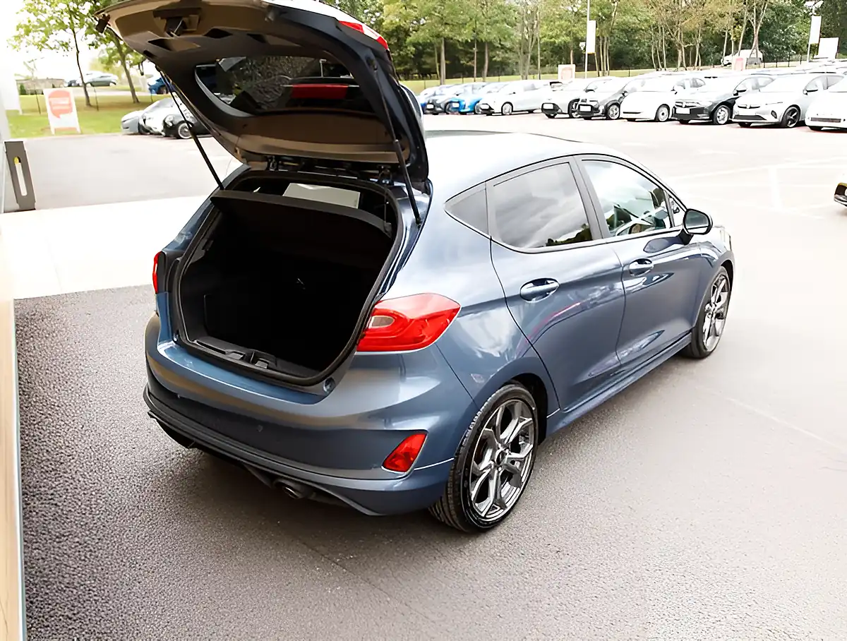 Used 2026 Ford Fiesta ST-Line Edition Blue - Interior and Exterior details 20