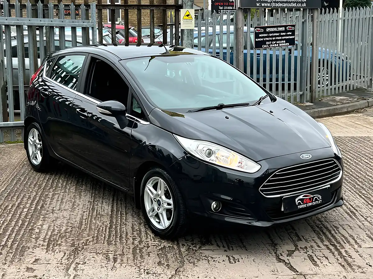 Used 2026 Ford Fiesta Zetec Black - Interior and Exterior details 5