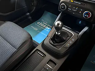 Used 2026 Ford Focus ST-Line Blue - Interior and Exterior details 13