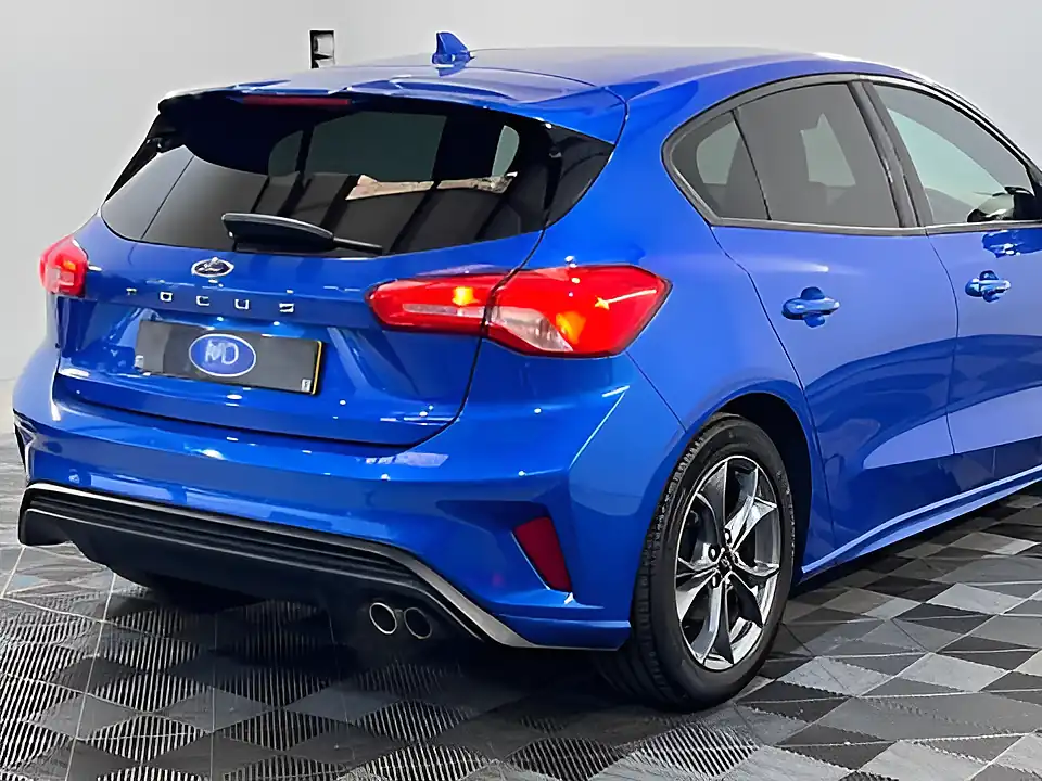 Used 2026 Ford Focus ST-Line Blue - Interior and Exterior details 18
