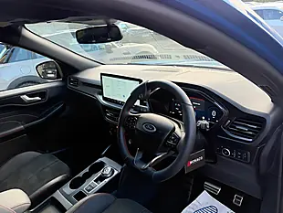 Used 2026 Ford Kuga ST-Line Blue - Interior and Exterior details 17