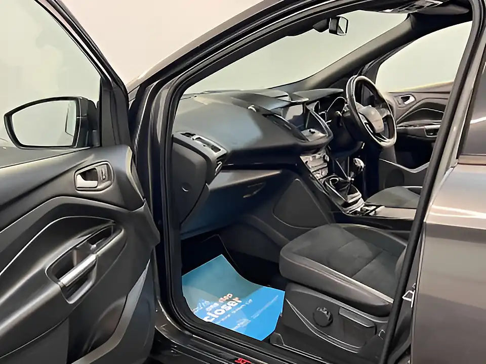 Used 2026 Ford Kuga ST-Line Edition Grey - Interior and Exterior details 11