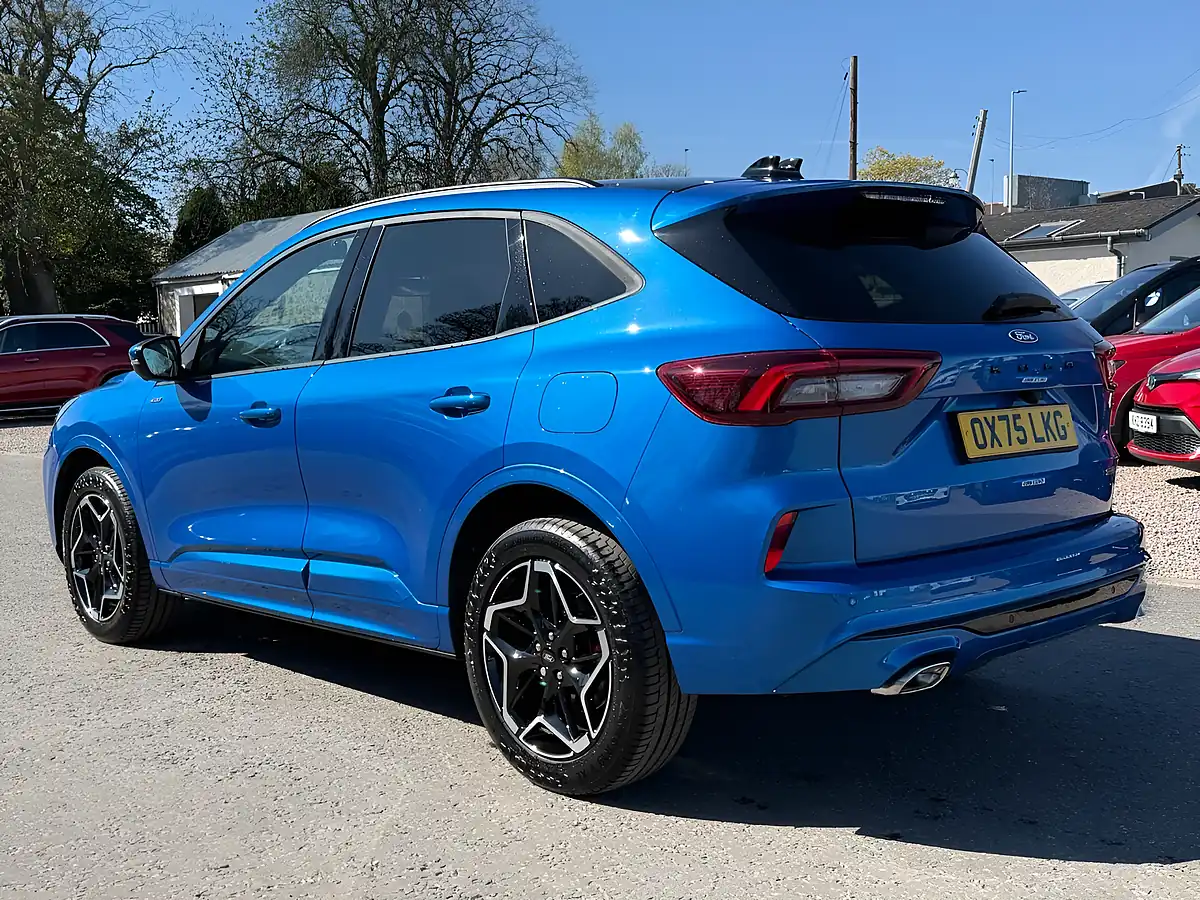 Used 2026 Ford Kuga ST-Line X Desert Island Blue - Interior and Exterior details 6