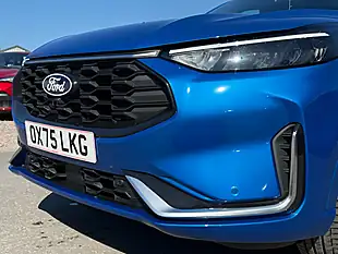 Used 2026 Ford Kuga ST-Line X Desert Island Blue - Interior and Exterior details 9