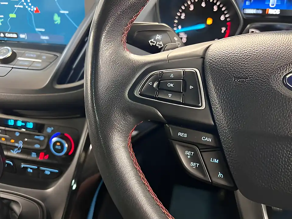 Used 2026 Ford Kuga ST-Line X Magnetic - Interior and Exterior details 13