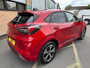 Used 2026 Ford Puma ST-Line Red - Interior and Exterior details 3