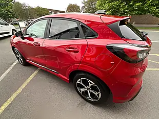 Used 2026 Ford Puma ST-Line Red - Interior and Exterior details 6