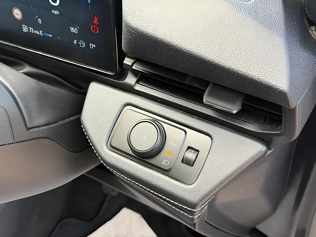 Used 2026 Ford Puma Titanium Grey - Interior and Exterior details 11
