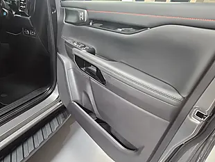 Used 2026 Ford Ranger Wildtrak Carbonized Grey Metallic - Interior and Exterior details 16