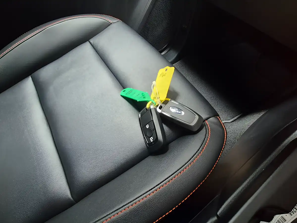 Used 2026 Ford Ranger Wildtrak Carbonized Grey Metallic - Interior and Exterior details 17